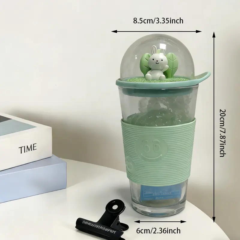 Kartun Dome-Topped Kaca Tumbler karo Silicone Sleeve